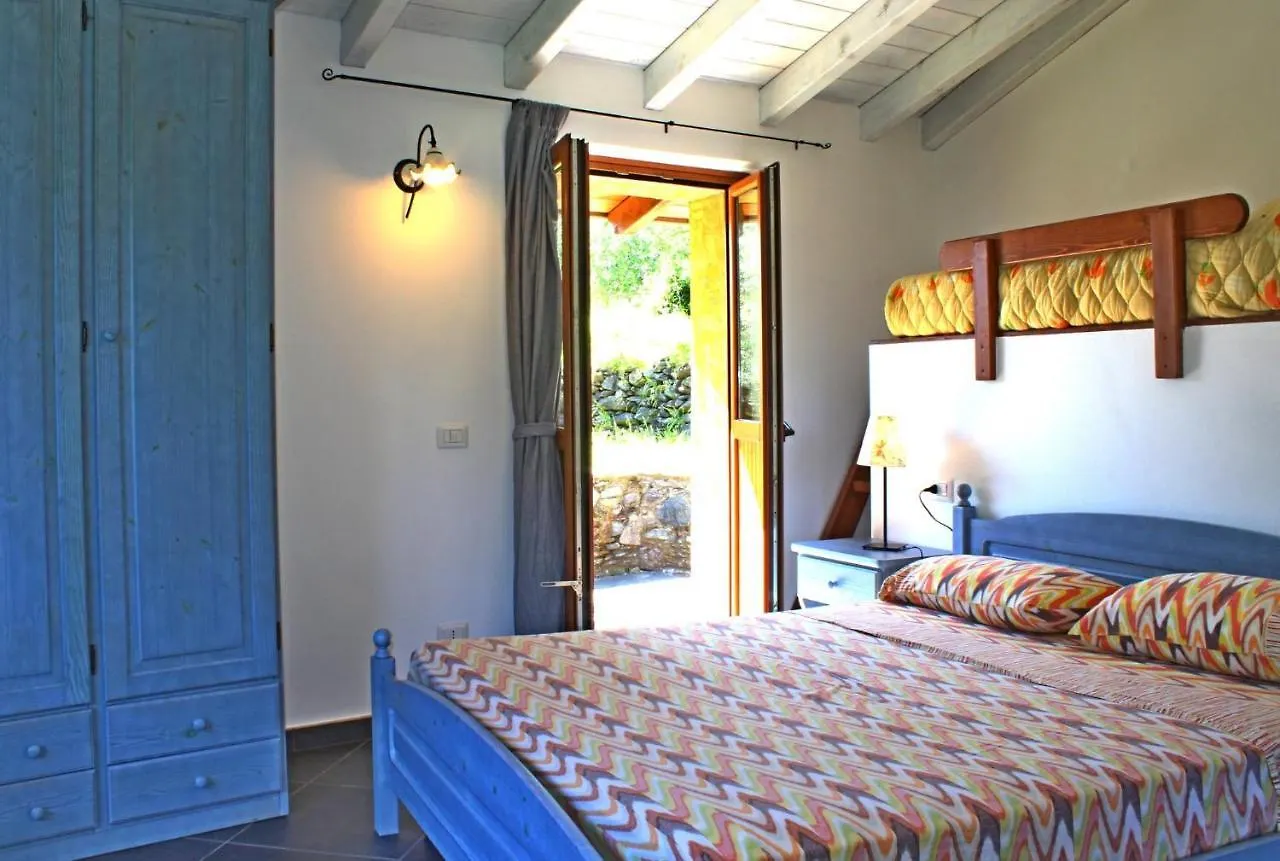 Holiday home Rustico Ulivi - Ferienhaus In Colico Bucht Piona